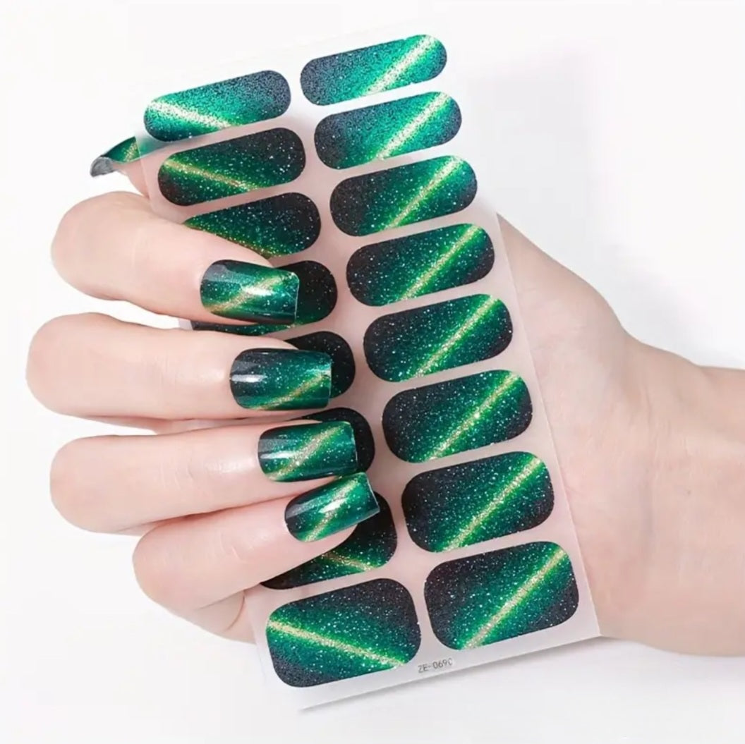 Cat eye - Dark Green | Nail Wraps | Nail Stickers | Nail Strips | Gel Nails | Nail Polish Wraps - Nailfordable