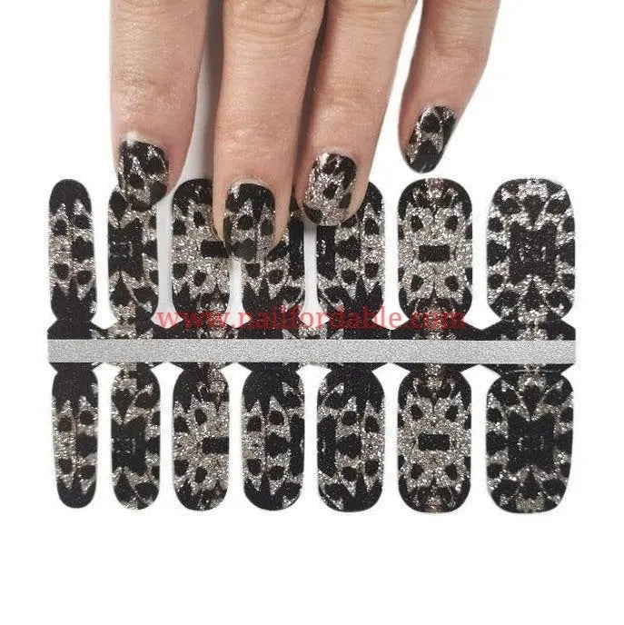 Reflection | Nail Wraps | Nail Stickers | Nail Strips | Gel Nails | Nail Polish Wraps - Nailfordable
