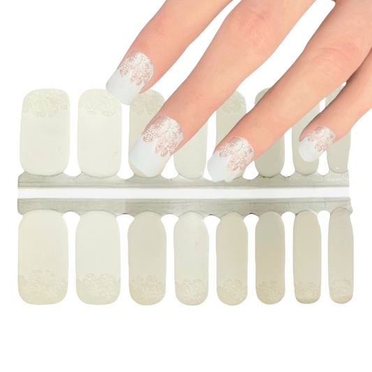 Snowflakes - Frech tips | Nail Wraps | Nail Stickers | Nail Strips | Gel Nails | Nail Polish Wraps - Nailfordable