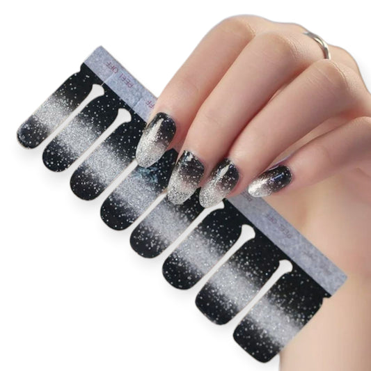 Snowing in the dark | Nail Wraps | Nail Stickers | Nail Strips | Gel Nails | Nail Polish Wraps - Nailfordable
