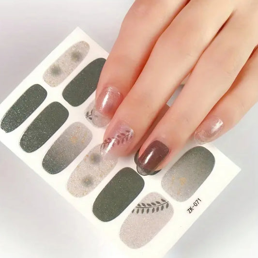 Brown leaves | Nail Wraps | Nail Stickers | Nail Strips | Gel Nails | Nail Polish Wraps - Nailfordable
