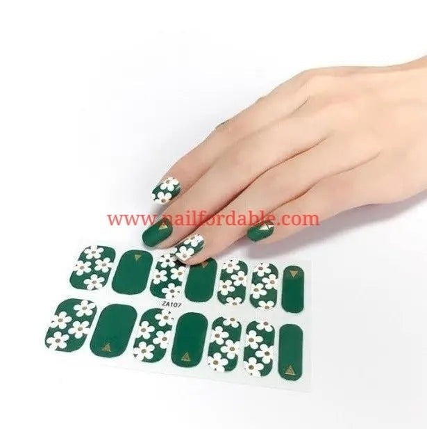 Daisies on green Nail Wraps | Semi Cured Gel Wraps | Gel Nail Wraps |Nail Polish | Nail Stickers
