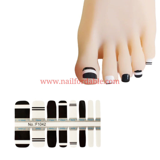 White stripe | Nail Wraps | Nail Stickers | Nail Strips | Gel Nails | Nail Polish Wraps - Nailfordable