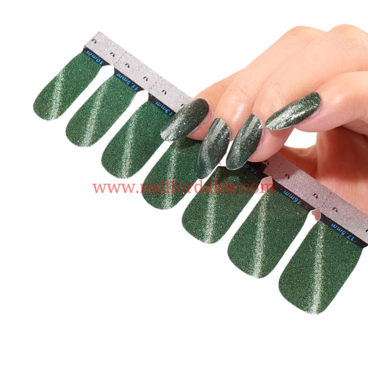 Cat Eye - Dark green Nail Wraps | Semi Cured Gel Wraps | Gel Nail Wraps |Nail Polish | Nail Stickers